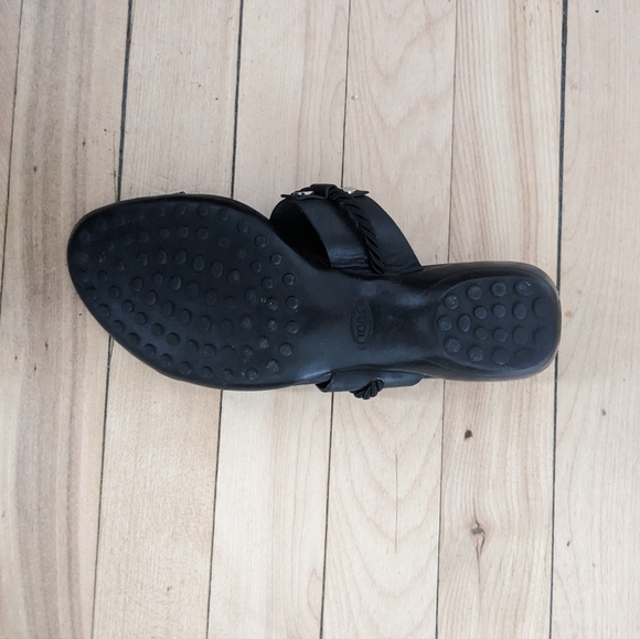 Tod's Black Leather Sandals - Picture 4 of 7